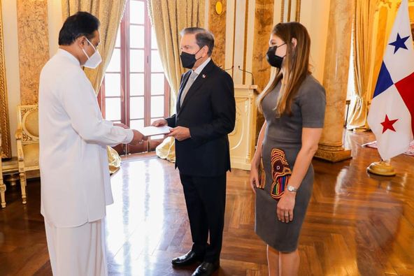 Ambassador of Sri Lanka in Cuba presented Letter of Credence to Panama